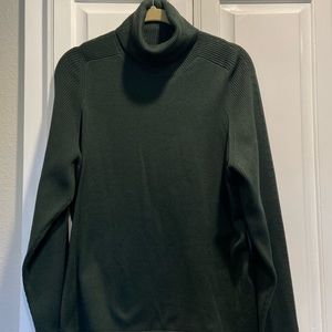 Carlisle Dark Green turtle neck sweater